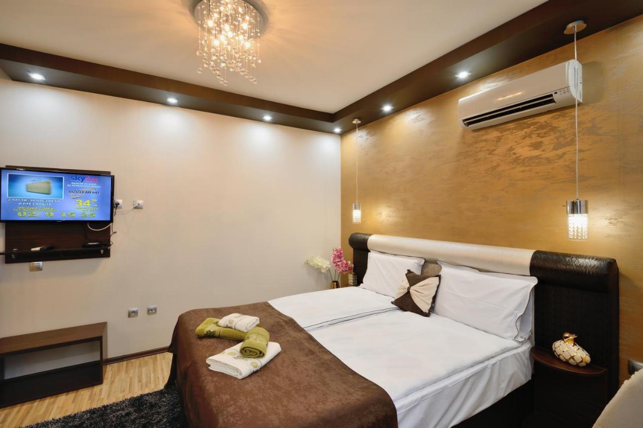 Fantasy Apartaments And Studios Avenue Комплекс Фантазия Хисаря ภายนอก รูปภาพ