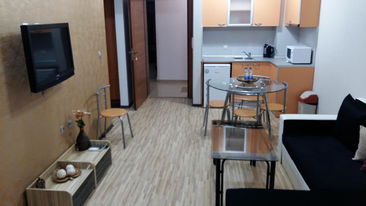 Fantasy Apartaments And Studios Avenue Комплекс Фантазия Хисаря ภายนอก รูปภาพ